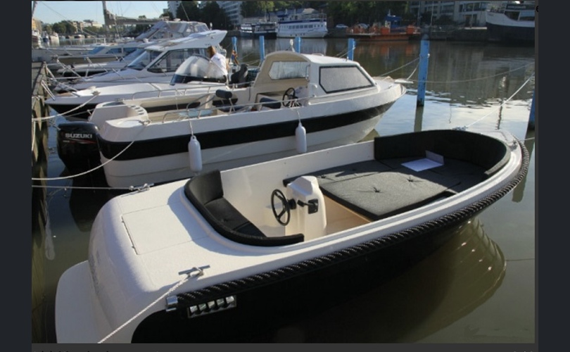 Admiral 570 Retro Moottorivene-kuva-7